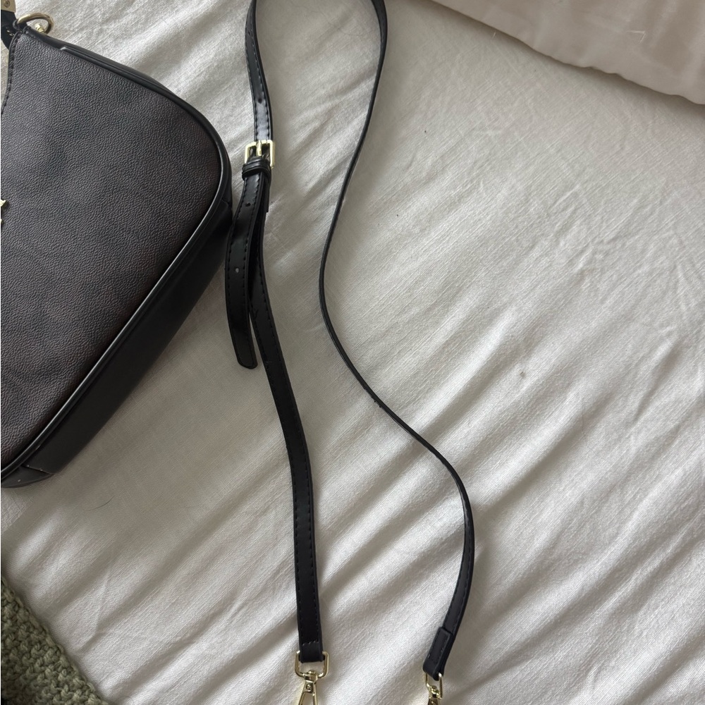 Purse - Picture 4 of 5